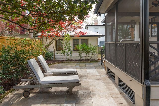 22 Limehouse Street, Charleston, SC 29401