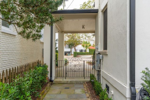 22 Limehouse Street, Charleston, SC 29401
