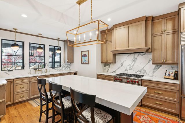 22 Limehouse Street, Charleston, SC 29401