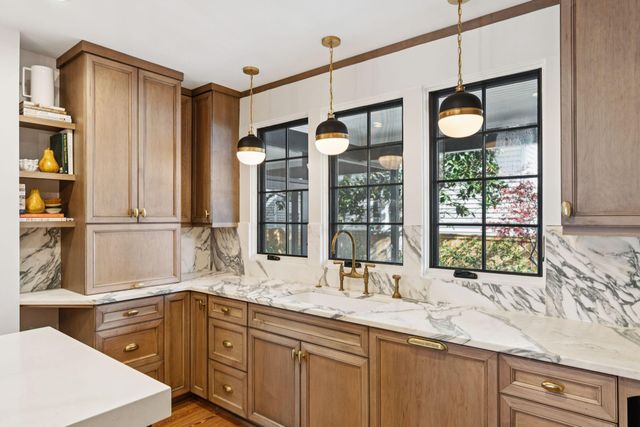 22 Limehouse Street, Charleston, SC 29401