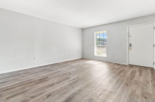 900 Mountain Creek Road C39, Chattanooga, TN 37405