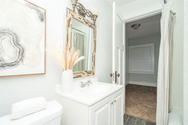 1119 Euclid Avenue, Des Moines, IA 50313