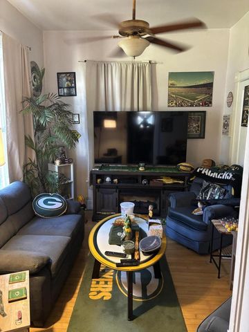 120 S Washington STREET, Elkhorn, WI 53121