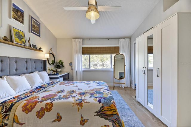 2437 LAKE WOODBERRY CIRCLE, Brandon, FL 33510