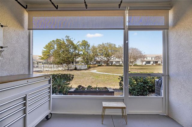 2437 LAKE WOODBERRY CIRCLE, Brandon, FL 33510