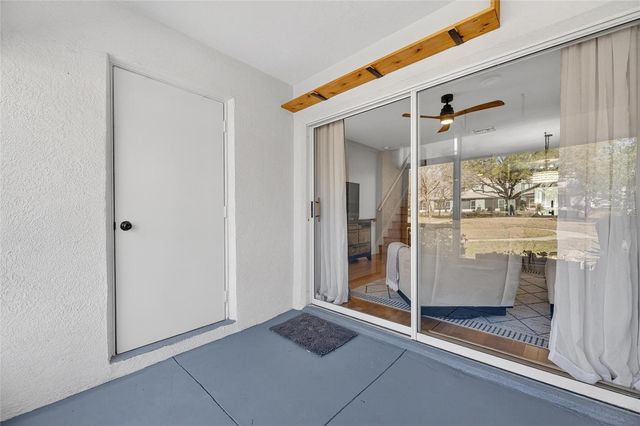 2437 LAKE WOODBERRY CIRCLE, Brandon, FL 33510