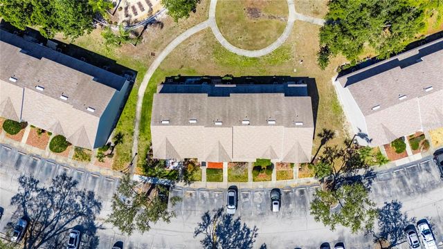 2437 LAKE WOODBERRY CIRCLE, Brandon, FL 33510