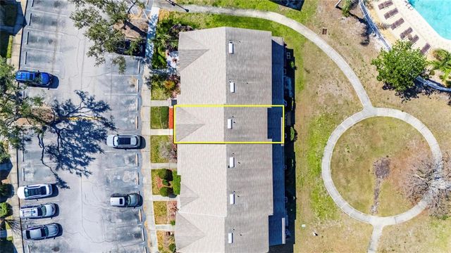 2437 LAKE WOODBERRY CIRCLE, Brandon, FL 33510