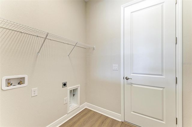 35576 BIG HAWK DRIVE, Zephyrhills, FL 33541