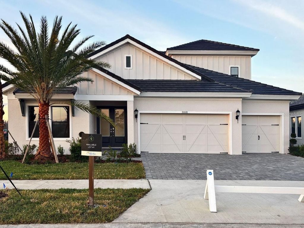 35576 BIG HAWK DRIVE, Zephyrhills, FL 33541