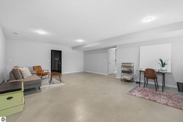 1432 Bee Court, Traverse City, MI 49696