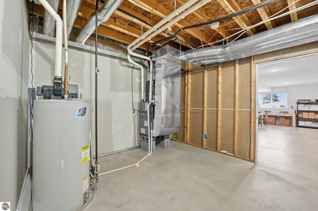 1432 Bee Court, Traverse City, MI 49696