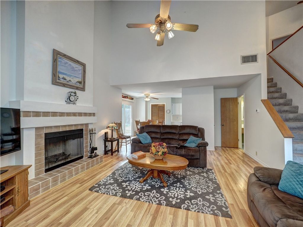 230 Winding Way, Rockport, TX 78382 — photo 5