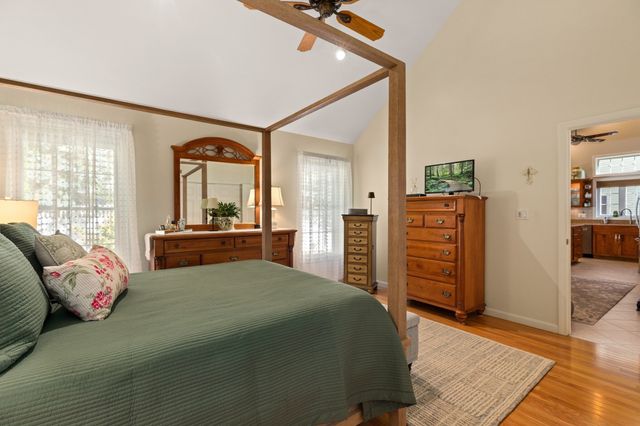 7 Dornoch Cir 7, Chelmsford, MA 01863