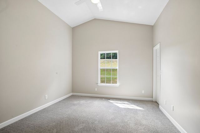 677 Belgium Dr, Hermitage, TN 37076