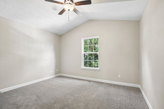 677 Belgium Dr, Hermitage, TN 37076