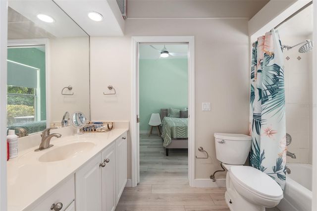 5026 NW 50TH TERRACE, Gainesville, FL 32653