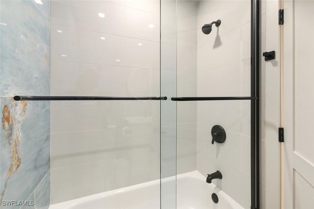 2730 SAILORS WAY, Naples, FL 34109