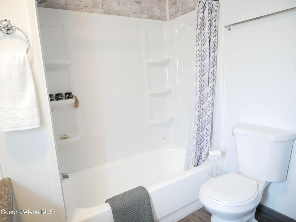 391 Gregory St, 15, Priest River, ID 83856 photo 16