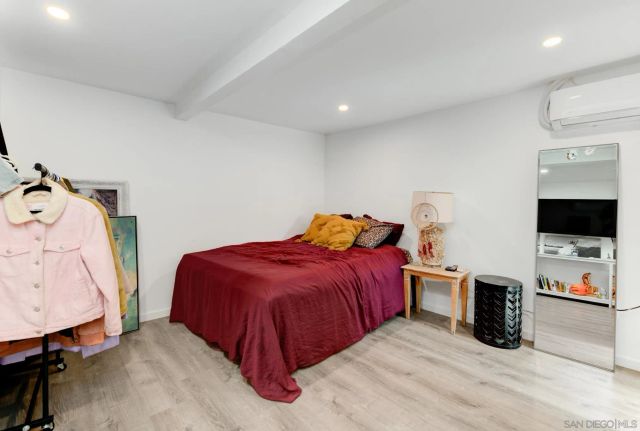 1654 Catalina Blvd, San Diego, CA 92107