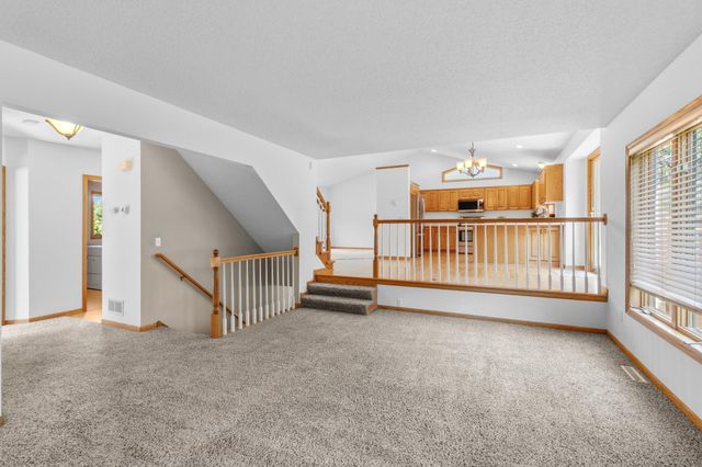 408 Coyote Trail, Lino Lakes, MN 55014