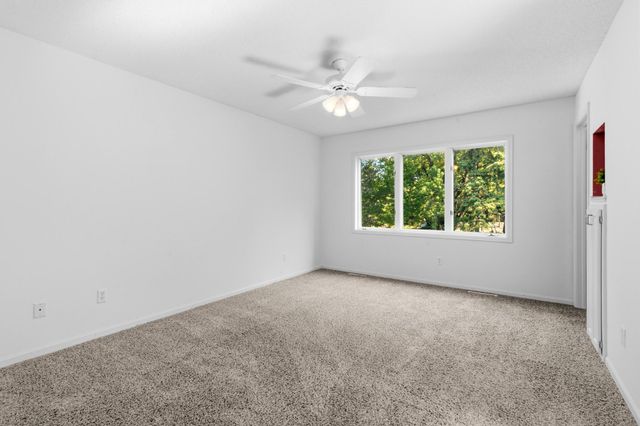 408 Coyote Trail, Lino Lakes, MN 55014