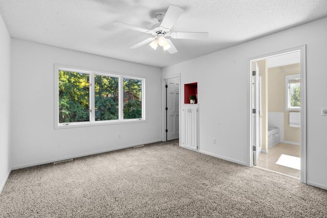 408 Coyote Trail, Lino Lakes, MN 55014