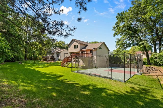 408 Coyote Trail, Lino Lakes, MN 55014