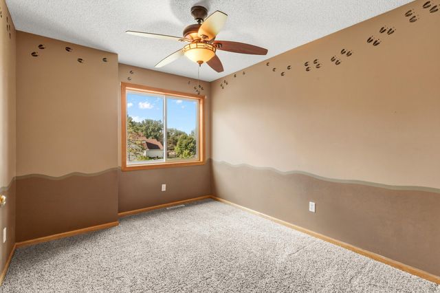 408 Coyote Trail, Lino Lakes, MN 55014