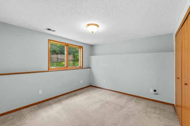 408 Coyote Trail, Lino Lakes, MN 55014