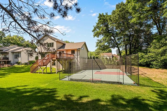 408 Coyote Trail, Lino Lakes, MN 55014
