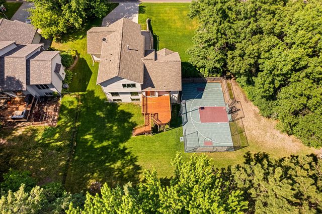 408 Coyote Trail, Lino Lakes, MN 55014