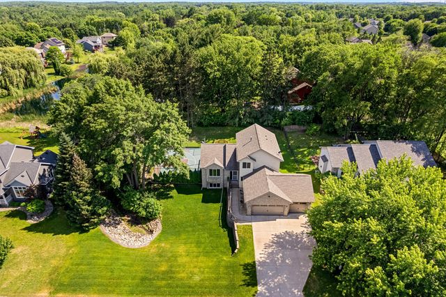 408 Coyote Trail, Lino Lakes, MN 55014