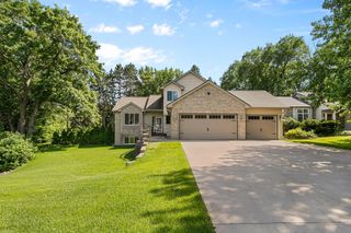 408 Coyote Trail, Lino Lakes, MN 55014