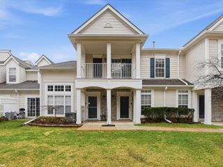 25675 N Maritime Circle, Harrison Twp, MI 48045