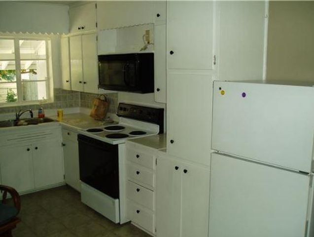 825 Harris Ave, Austin, TX 78705