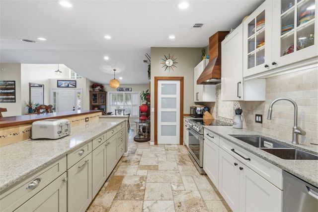 10424 TARA DRIVE, Riverview, FL 33578