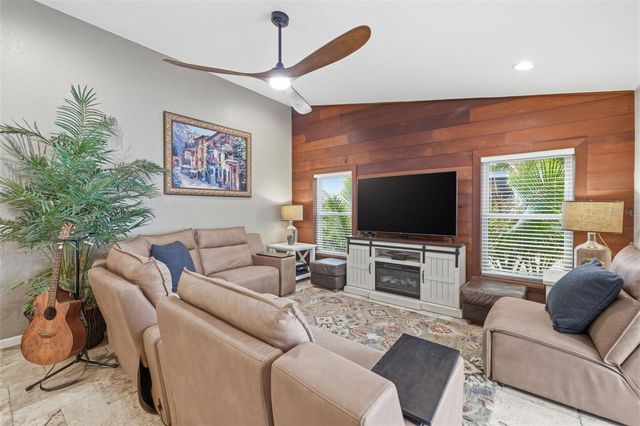 10424 TARA DRIVE, Riverview, FL 33578