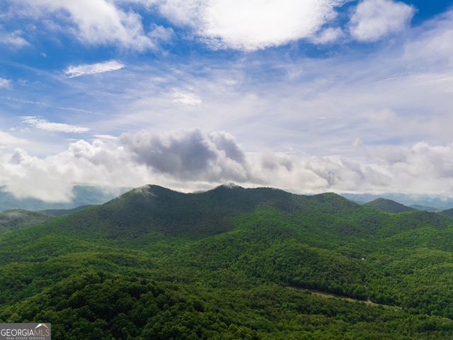 131 April Lane, Blairsville, GA 30512