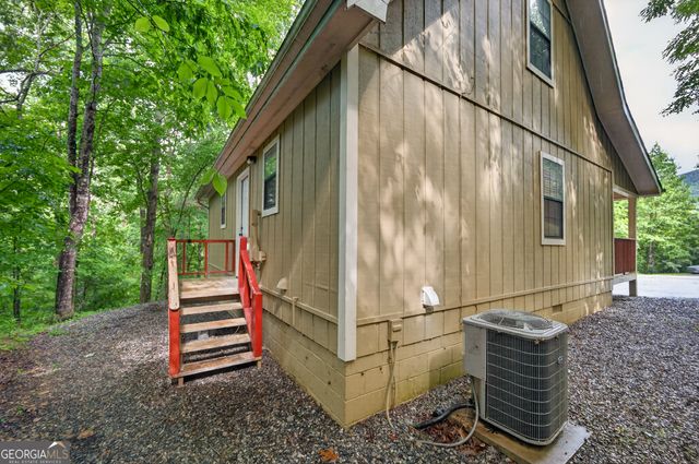 131 April Lane, Blairsville, GA 30512