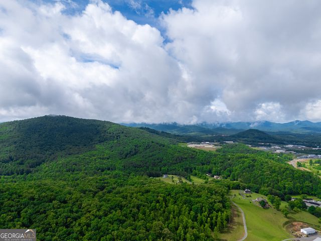 131 April Lane, Blairsville, GA 30512