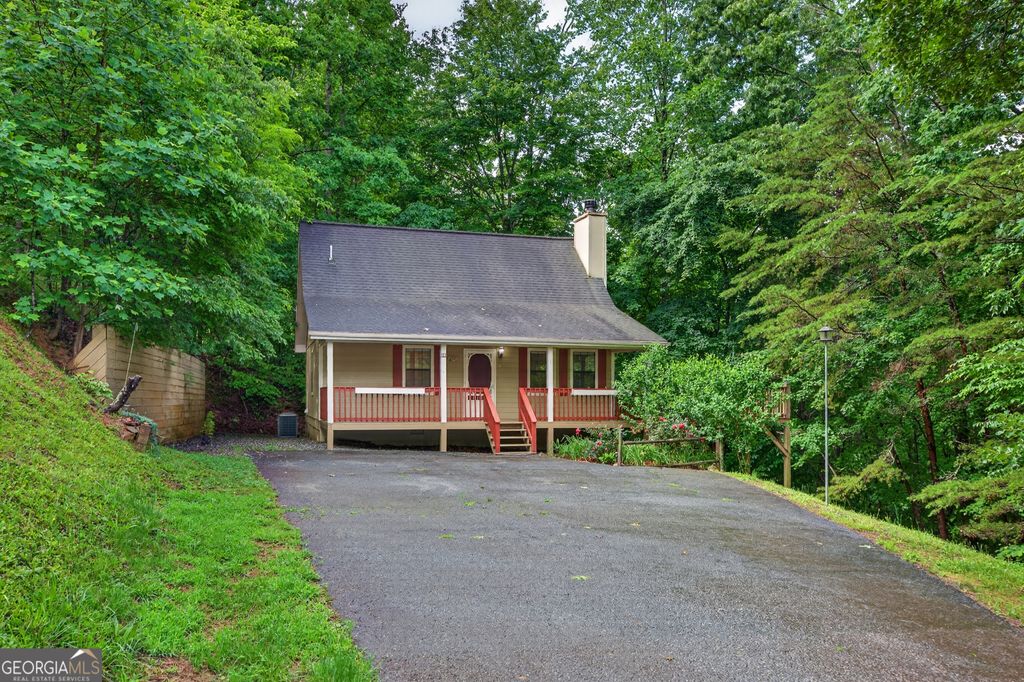 131 April Lane, Blairsville, GA 30512