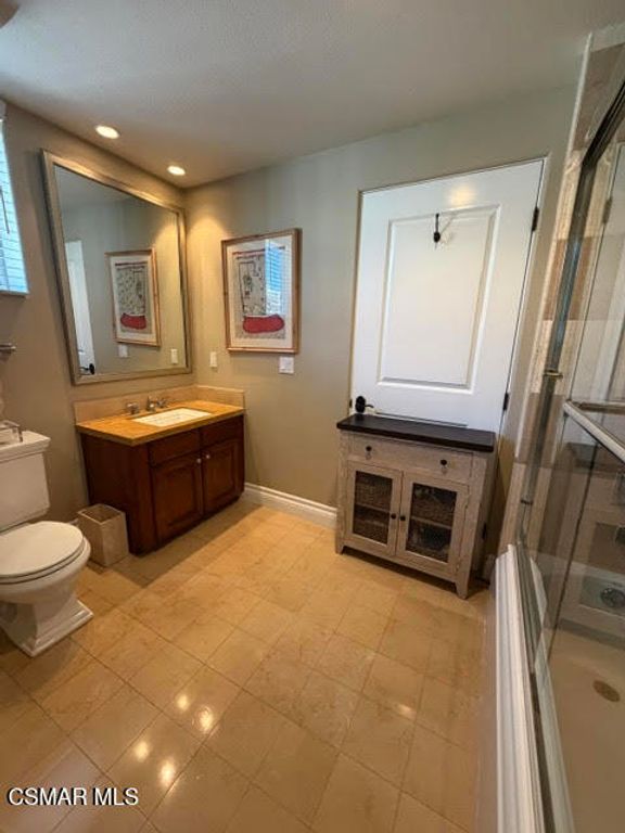Image 13 of property listing at 12050 Guerin Street 202, Studio City, CA 91604