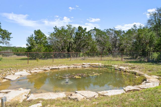 209 Esperanza Petal PASS, Liberty Hill, TX 78642