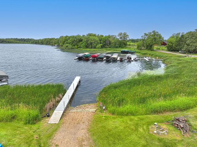 3865 Wahtomin Trail NW, Alexandria, MN 56308