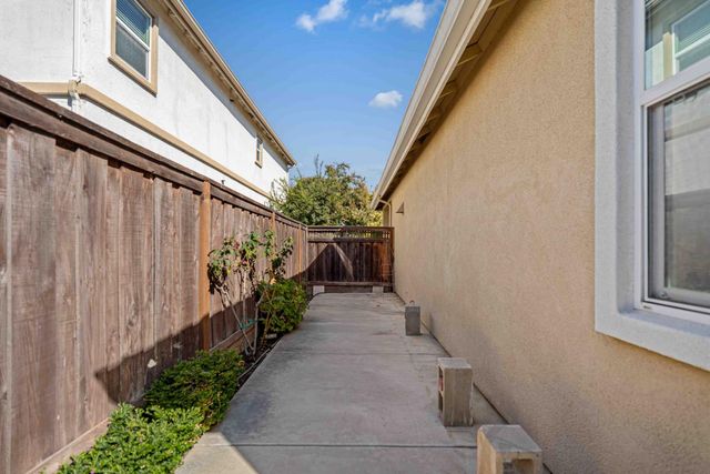 2640 Ancestry St, Manteca, CA 95337