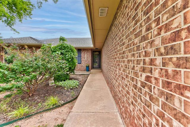 8108 NW 118th Street, Oklahoma City, OK 73162