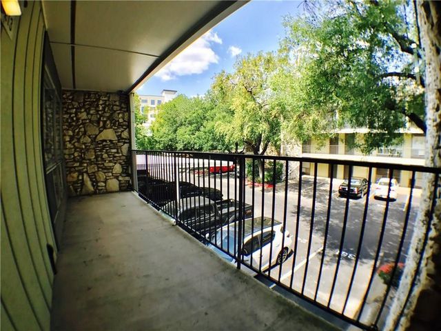 500 E Riverside DR 213, Austin, TX 78704