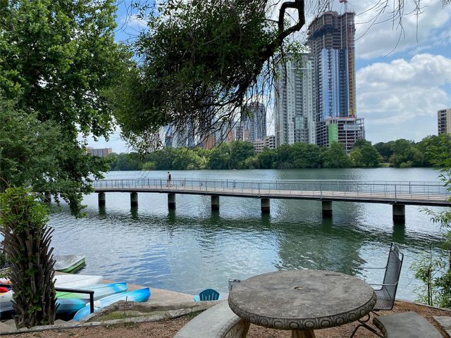 500 E Riverside DR 213, Austin, TX 78704