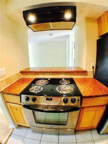 500 E Riverside DR 213, Austin, TX 78704
